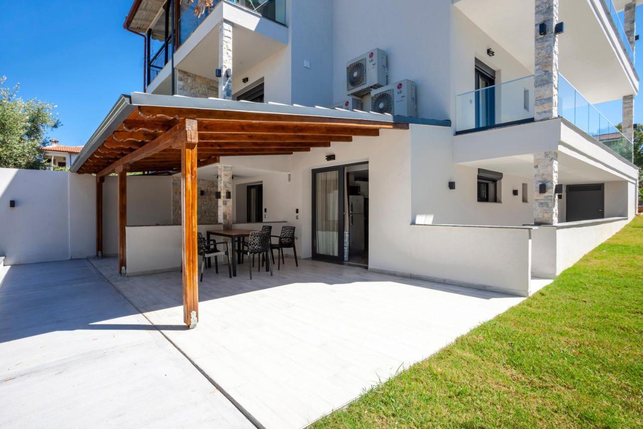 Olia Seaside Residence 120M From The Beach Pefkochori Exteriér fotografie